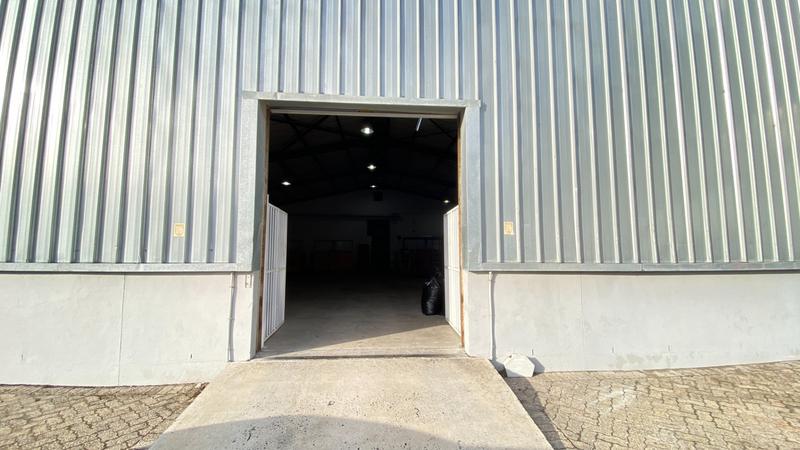 To Let commercial Property for Rent in Maitland Western Cape